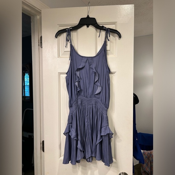 C’isa Ruffle Romper Size Medium - Picture 3 of 3